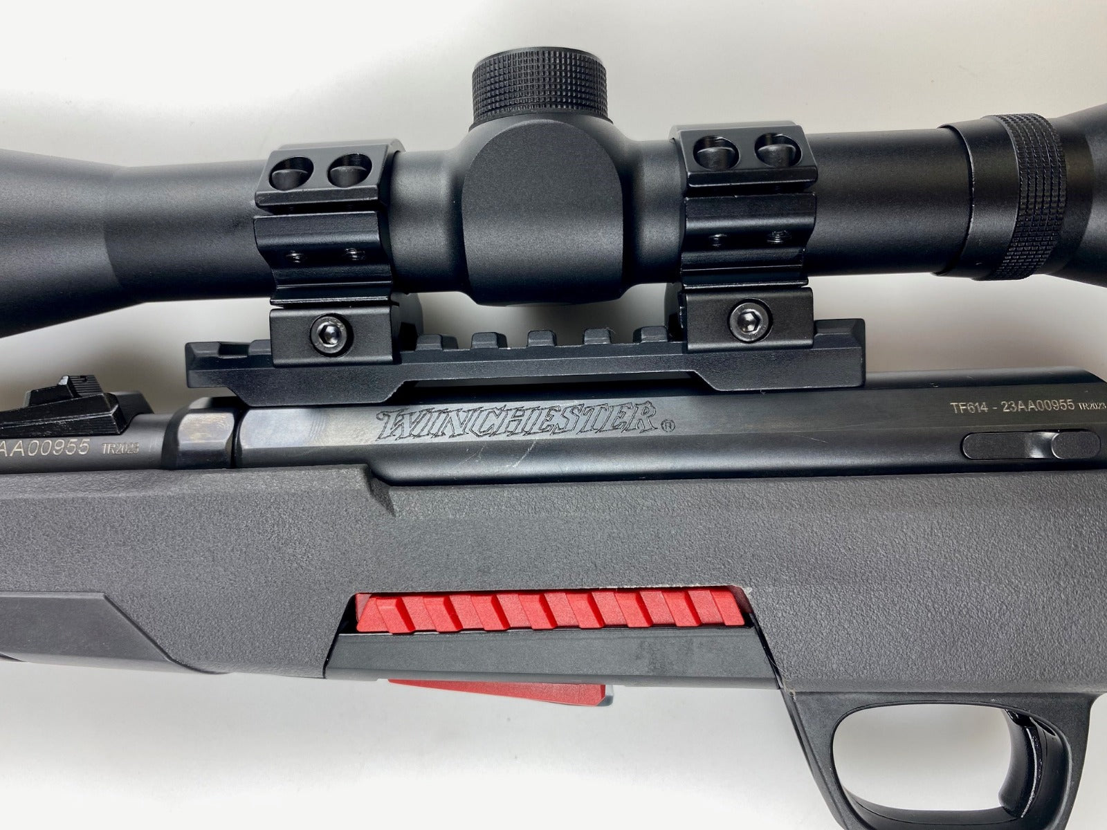 Winchester Xpert 22 lr med 4x32 sigtekikkert