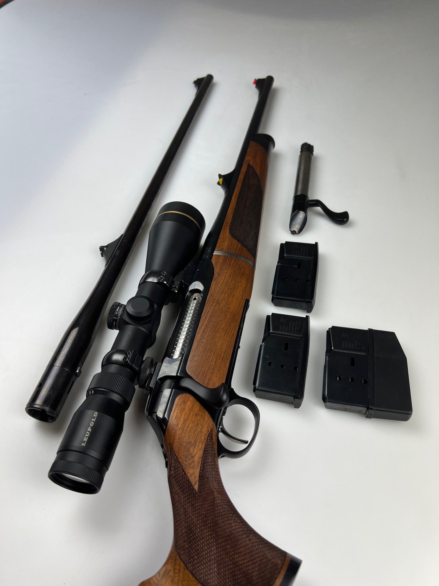 BRUGT SAUER 202 TAKE DOWN VEKSELPIBESYSTEM inkl. Leupold VX-R 3-9x40